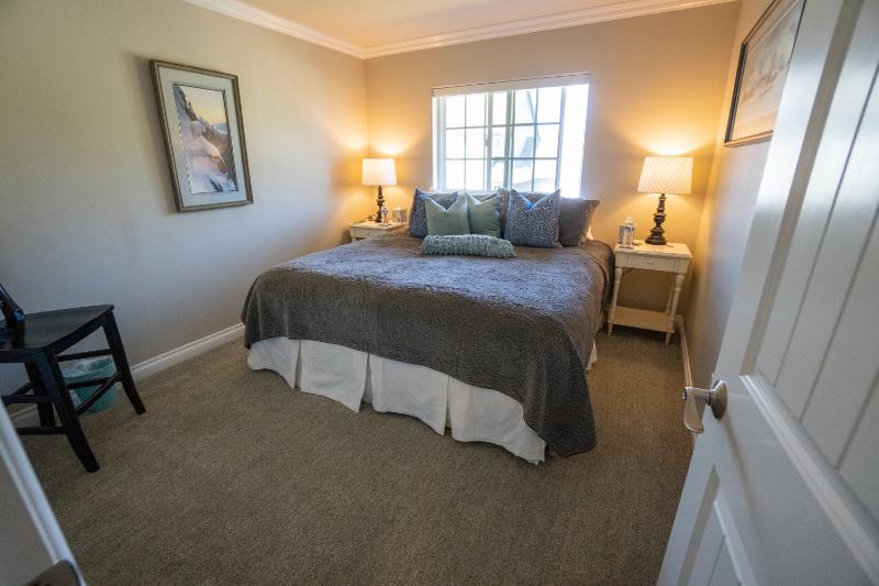 seascape-bedroom-3